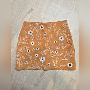 Mi Ami Women's Floral Embroidered Burnt Orange Faux Suede Mini Skirt Size Small